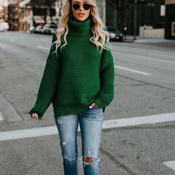 Sweaters - Green Turtleneck Chunky Sweater